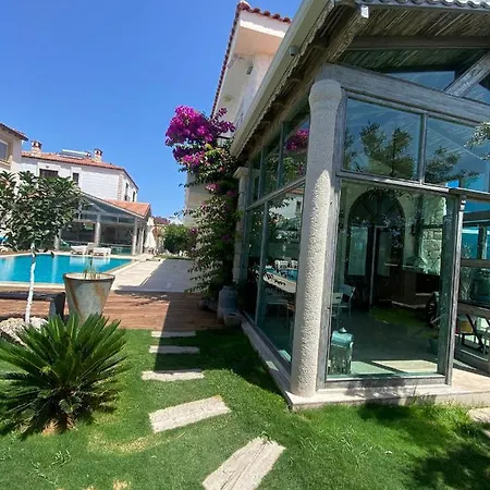 Couette-café Ruezgar Guelue Butik Alaçatı