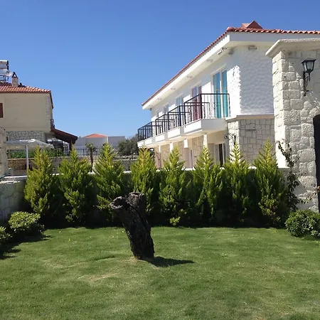 Ruezgar Guelue Butik Otel Alacati