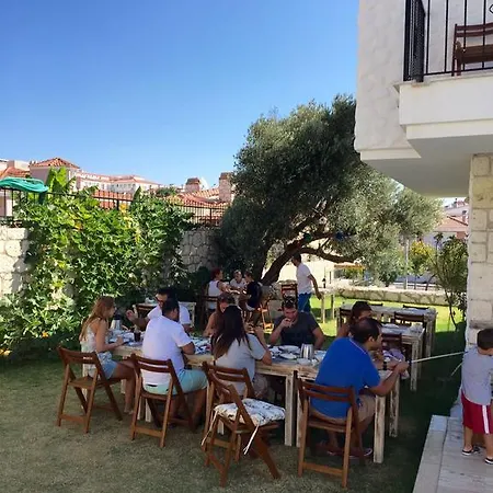 Bed & Breakfast Ruezgar Guelue Butik Otel Alacati