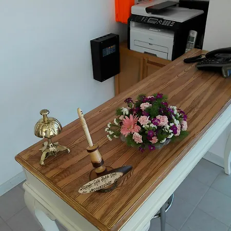 Frühstückspension Ruezgar Guelue Butik Alaçatı